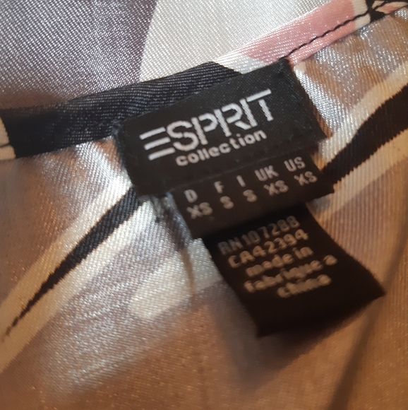 Floral tanktop - Picture 3 of 3